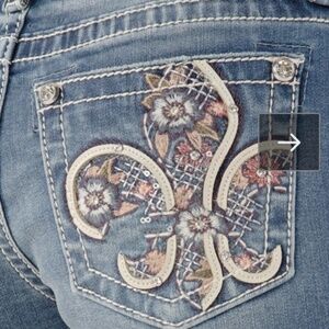 NWT Miss Me denim shorts wit embellished pockets